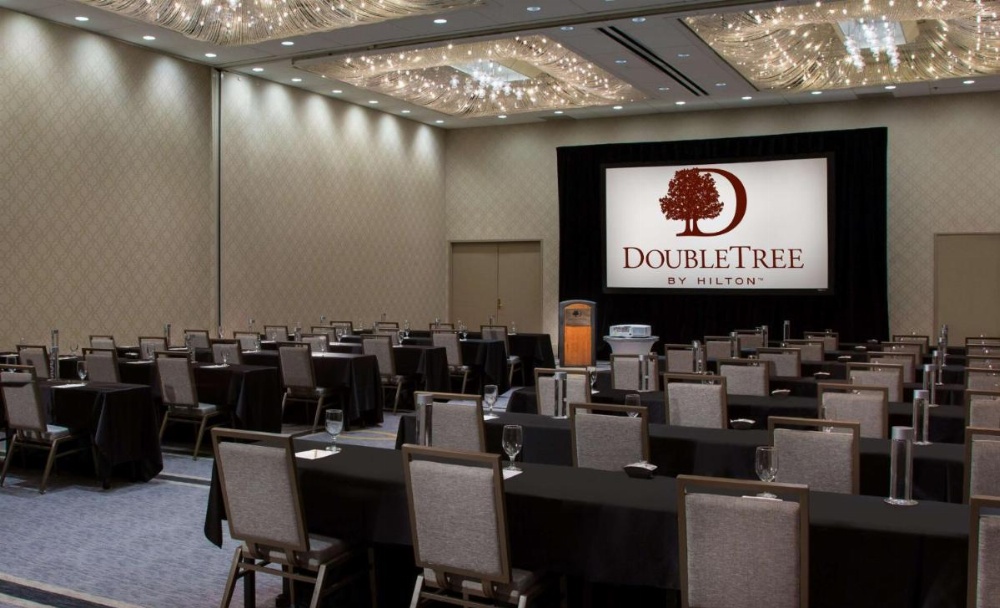 DoubleTree By Hilton Chicago - Oak Brook Image 29